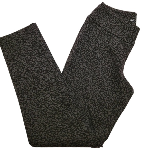 Soft Surroundings Superslim Animal Print Legging Size XS (2-4) - Picture 4 of 4